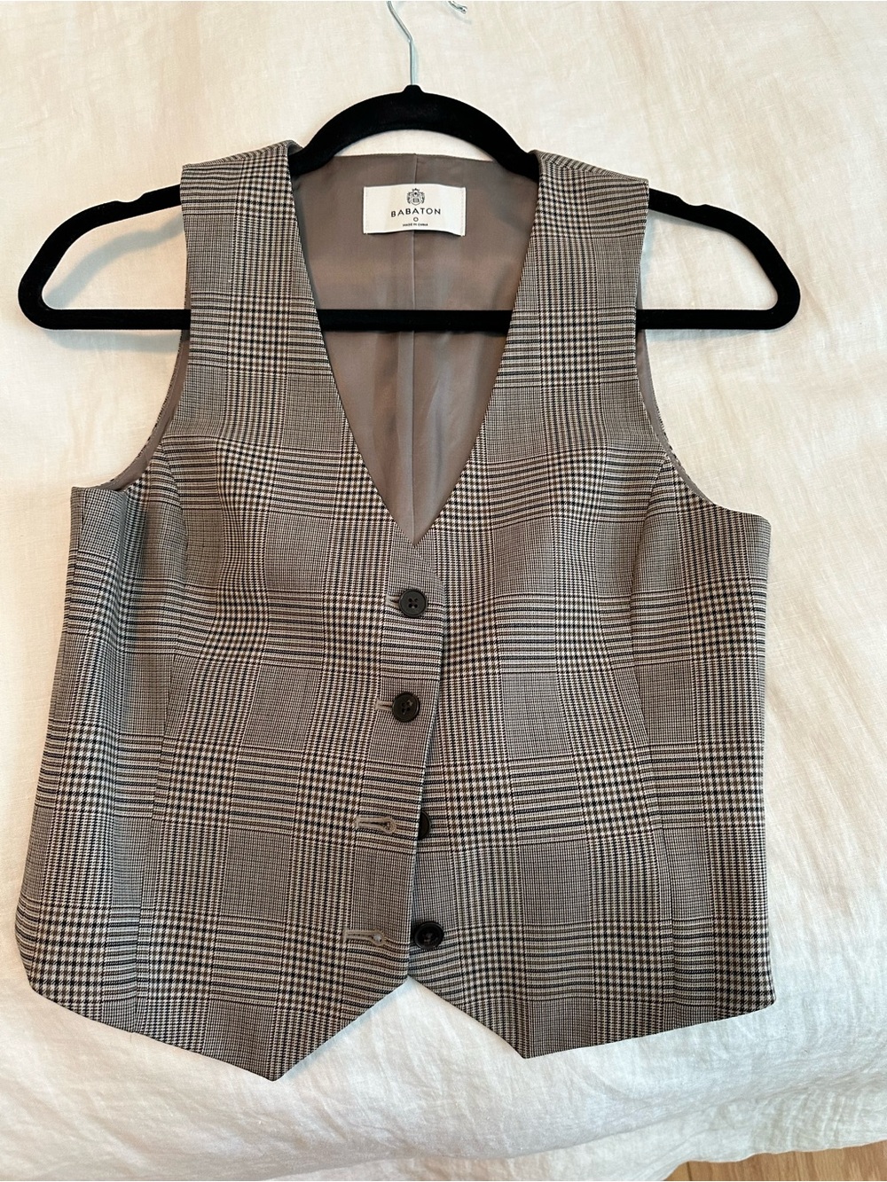 Aritzia Gray/Black/Brown Plaid Tailored Vest